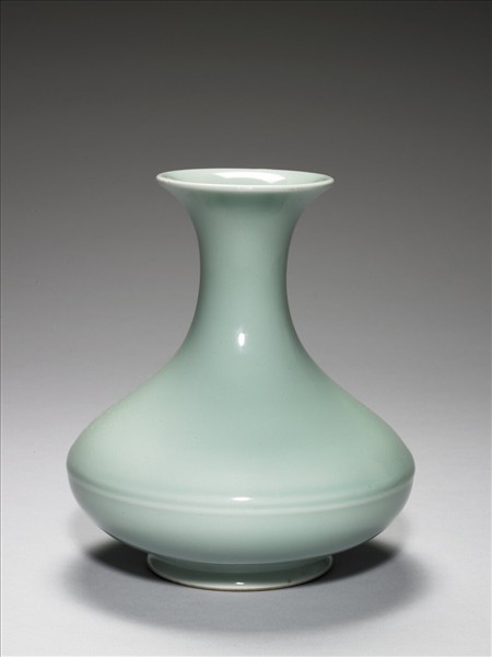 青瓷長頸瓶