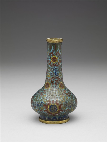 掐絲琺瑯瓶