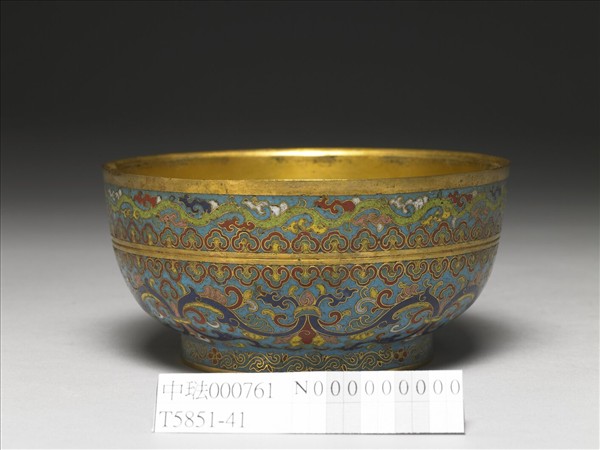 掐絲琺瑯碗