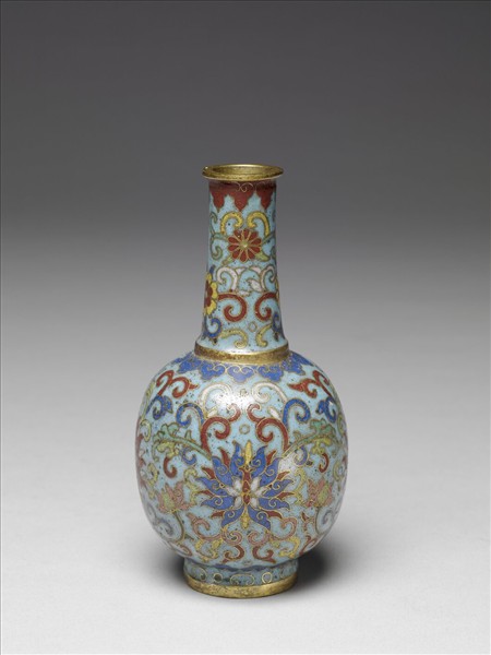 掐絲琺瑯瓶