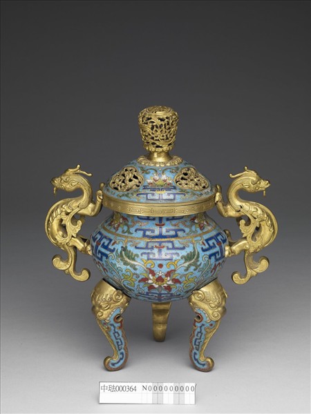 掐絲琺瑯螭耳番蓮紋爐