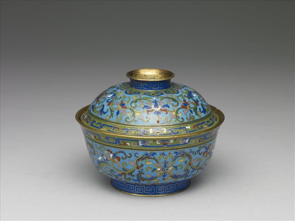 掐絲琺瑯番蓮紋蓋碗