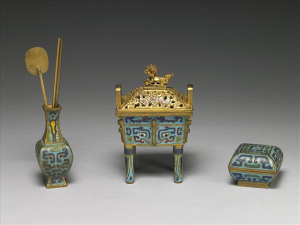 掐絲琺瑯獸面紋爐