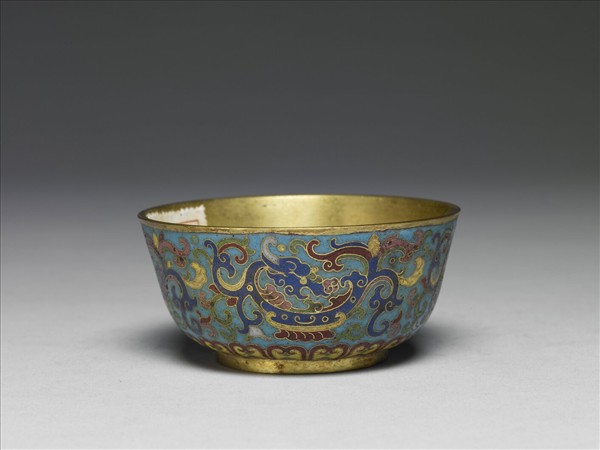 掐絲琺瑯夔龍碗