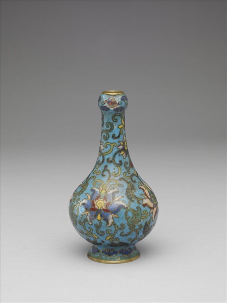 掐絲琺瑯瓶