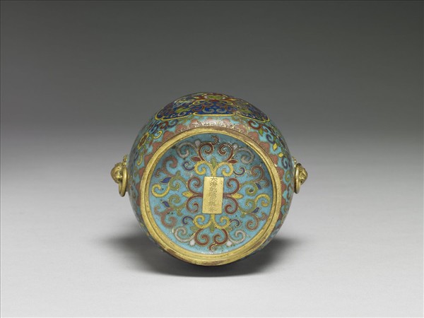 掐絲琺瑯花卉紋爐