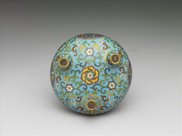 掐絲琺瑯花鳥紋爐