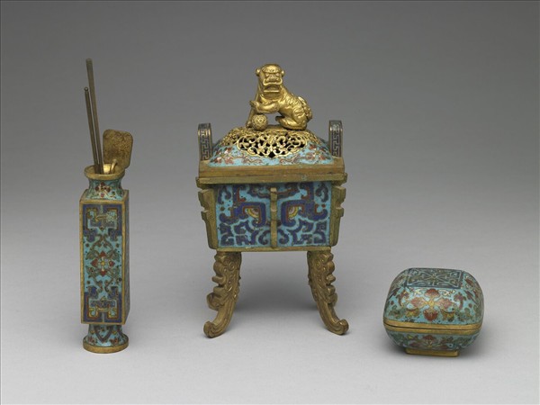 掐絲琺瑯獸面紋爐