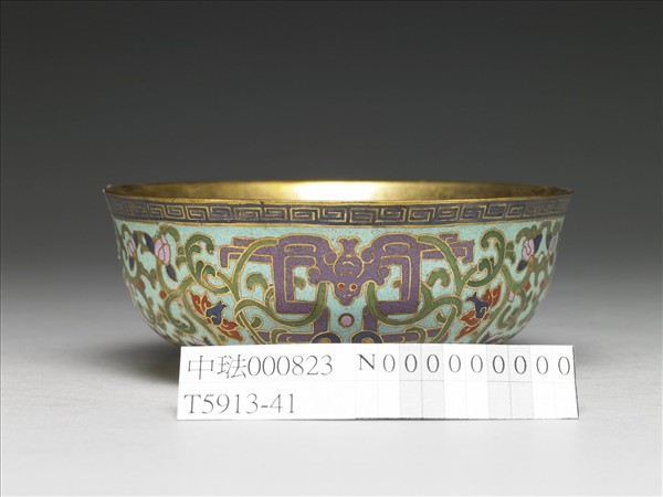 掐絲琺瑯碗