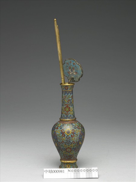 掐絲琺瑯瓶