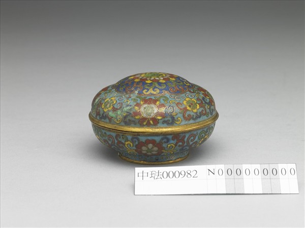 掐絲琺瑯盒