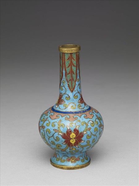 掐絲琺瑯瓶