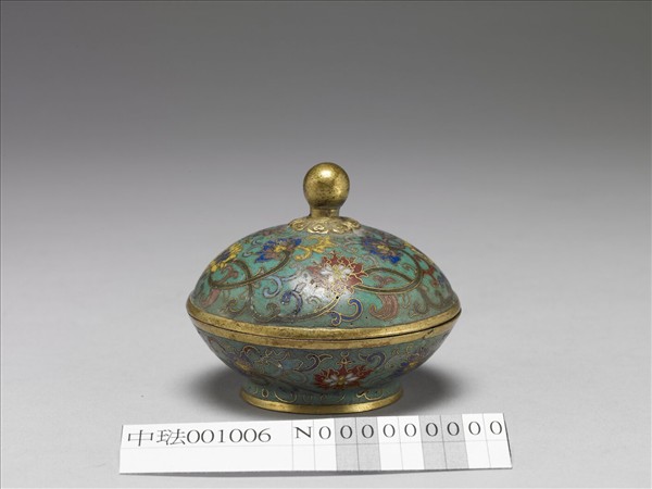 掐絲琺瑯盒