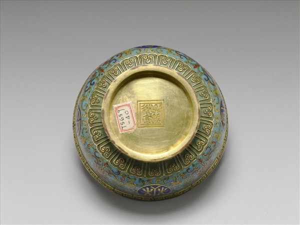 掐絲琺瑯萬壽無疆碗