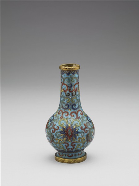 掐絲琺瑯瓶