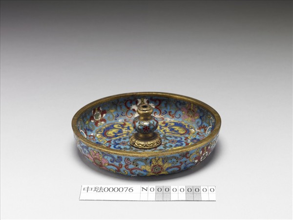 掐絲琺瑯番蓮紋香插