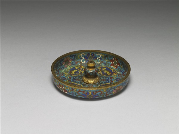 掐絲琺瑯番蓮紋香插