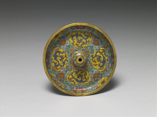 掐絲琺瑯番蓮紋香插