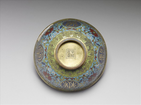 掐絲琺瑯萬壽無疆碗