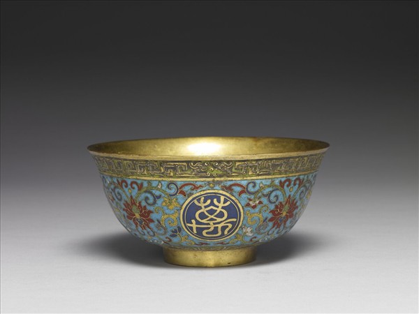 掐絲琺瑯萬壽無疆碗