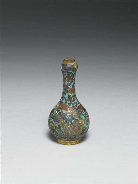 掐絲琺瑯夔龍紋瓶