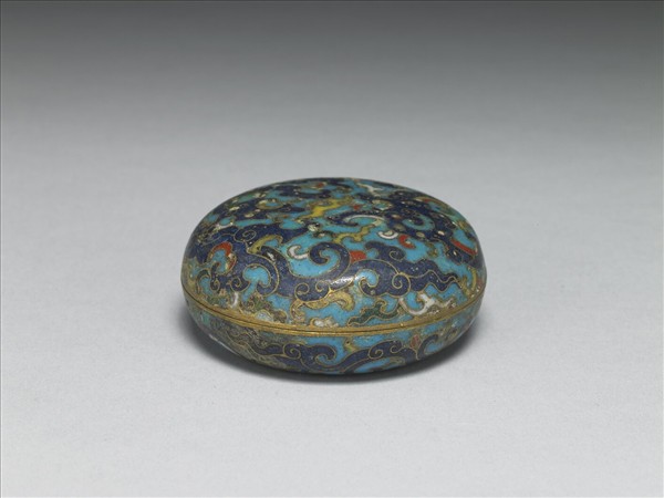 掐絲琺瑯夔龍紋盒