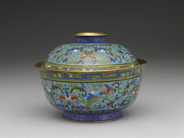 掐絲琺瑯花卉紋蓋碗