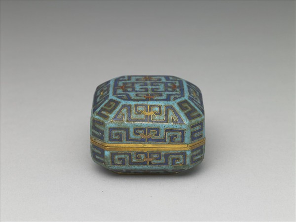 掐絲琺瑯獸面紋盒