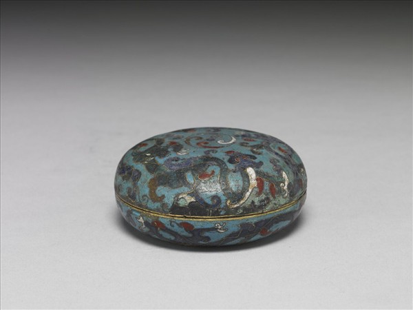 掐絲琺瑯夔龍紋盒