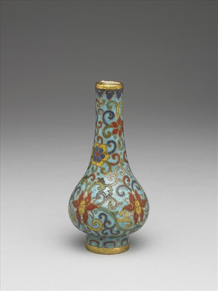 掐絲琺瑯瓶