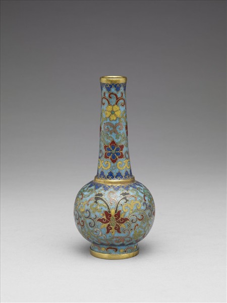 掐絲琺瑯瓶