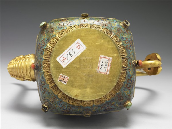 銅胎畫琺瑯西洋人物執壺