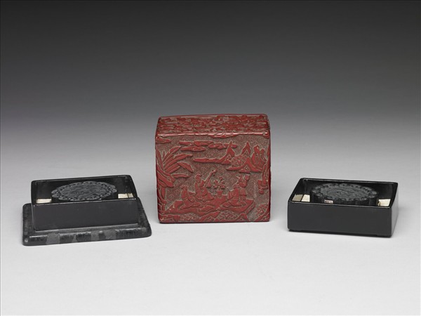 剔紅山水人物方盒