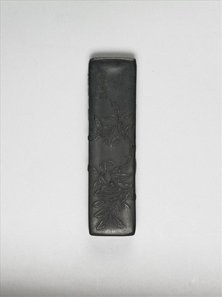 「百子榴」折枝花卉墨