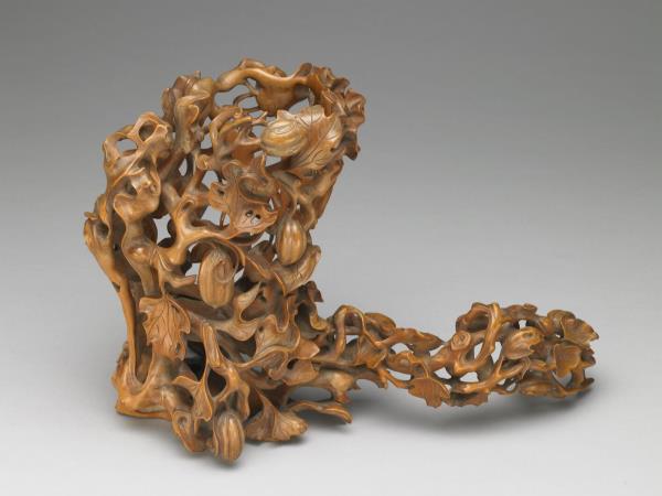 黃楊木雕鏤空瓜瓞筆筒