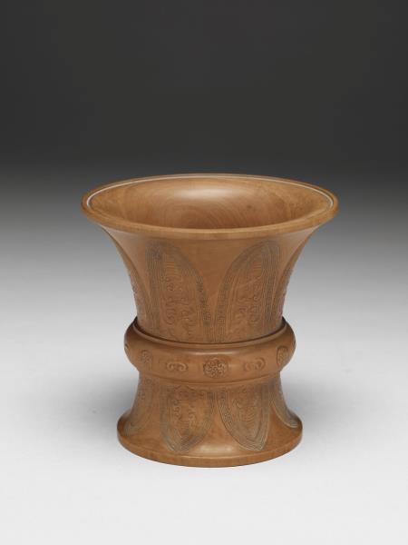 木雕蟬紋觚式杯