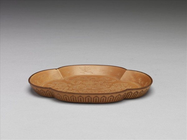 竹黃海棠形盤
