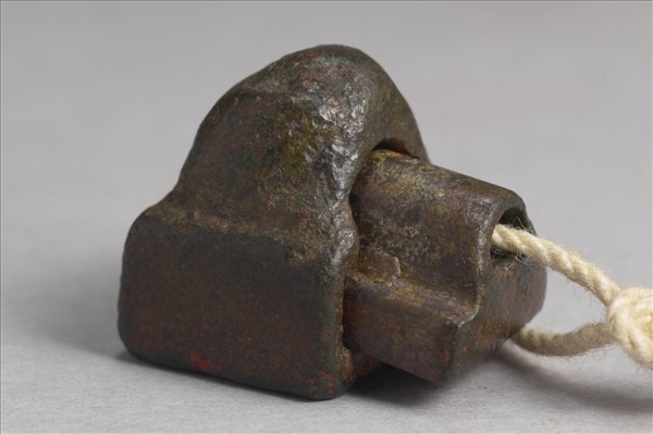 「□里周仲」銅印