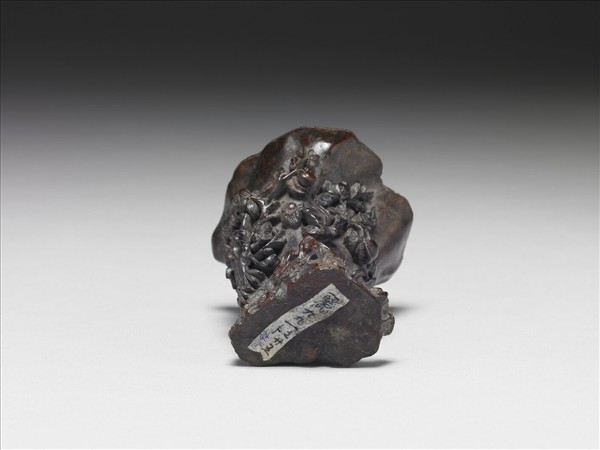 沉香木雕花果杯