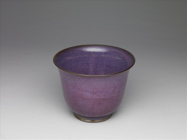 仿鈞釉仰鐘式盆