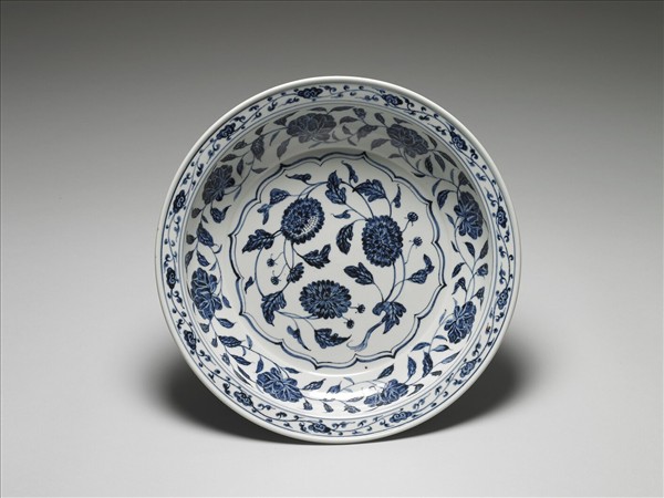 青花牡丹紋盤