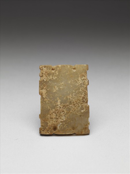 玉龍紋長方飾片