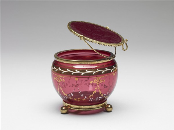 西洋玻璃花草紋盒