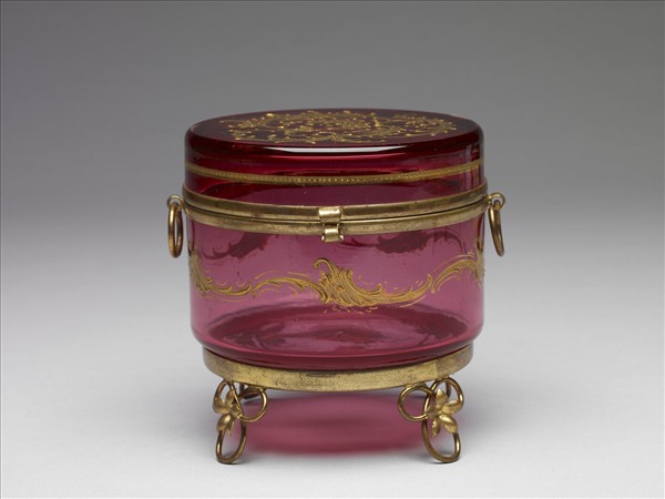 西洋玻璃花草紋盒