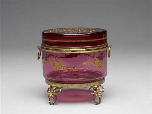 西洋玻璃花草紋盒