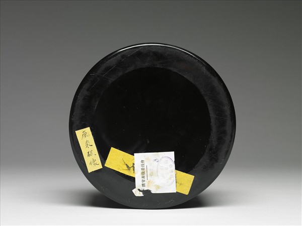 玻璃花卉紋圓盒