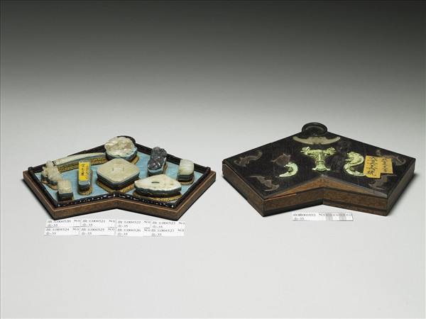 嵌寶石玉福如意黃楊木匣