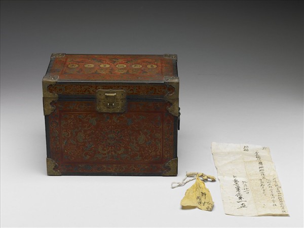 珊瑚數珠及珊瑚彌陀佛像