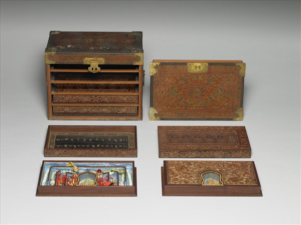 五方救度佛母數珠箱：紅度母