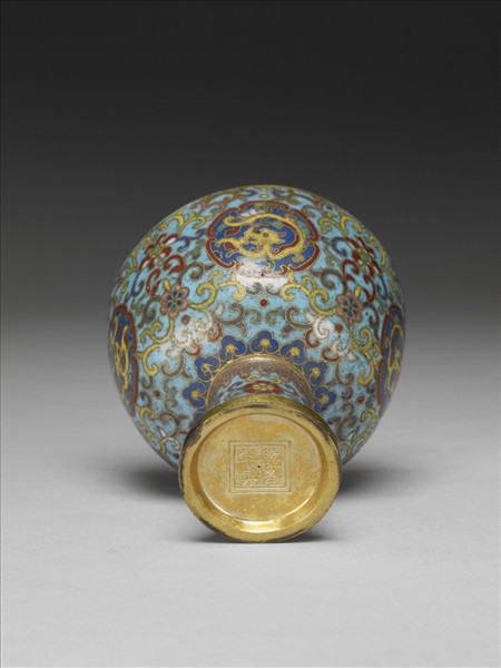 掐絲琺瑯高足杯